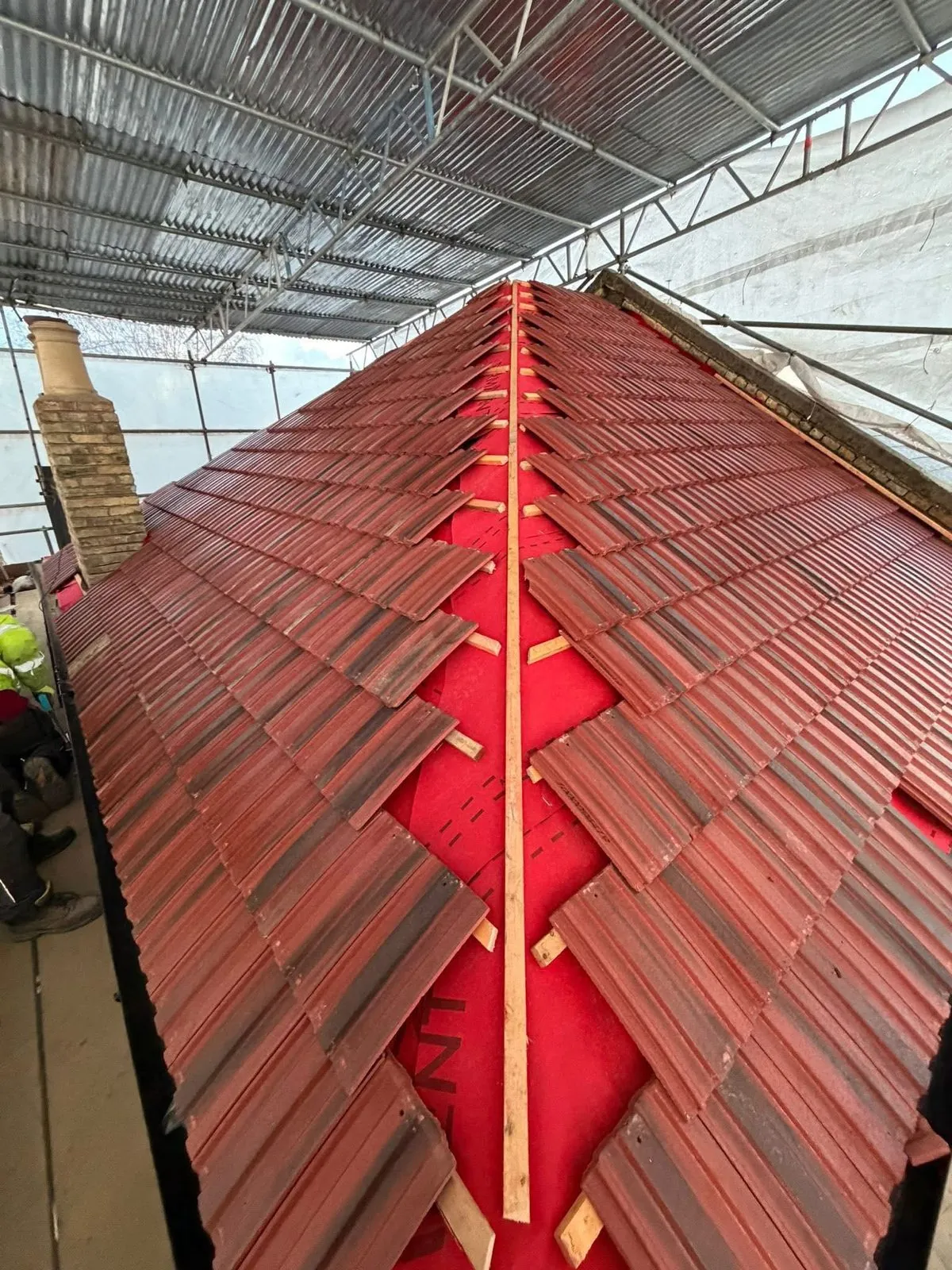 Complete roof replacement with new clay tiles in Carn Brea
